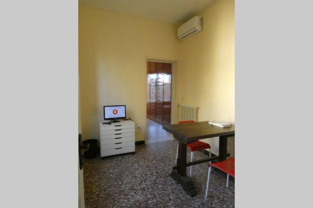 Casa Storica E Confortevole Empoli Extérieur photo